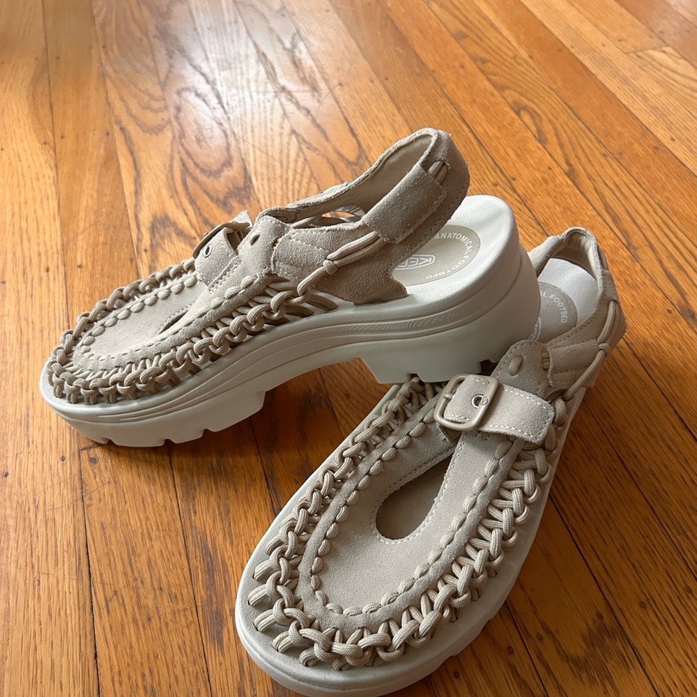 Keen Women's Sandals in Beige
